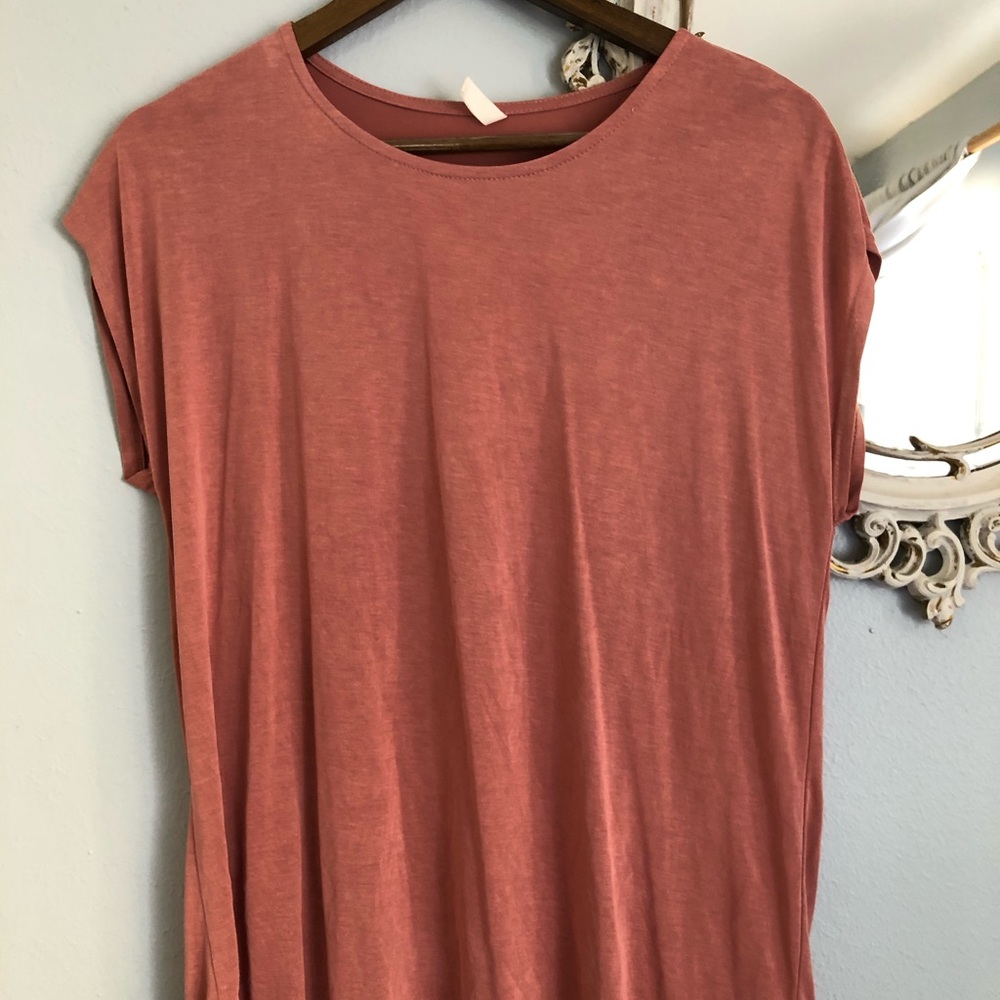 Raw Hem Coral Pinkblush Maternity Tshirt Small